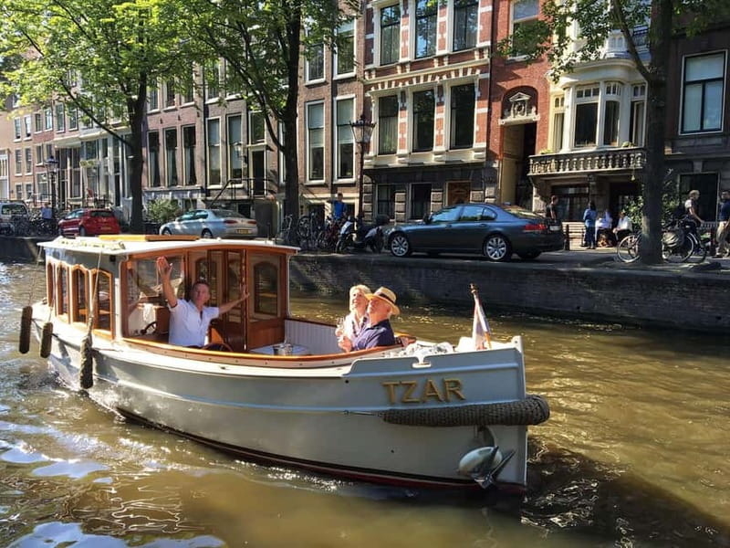 Amsterdam: Private Dinner Cruise on a Luxury Saloon Boat - Captain as Guide: Insights and Commentary