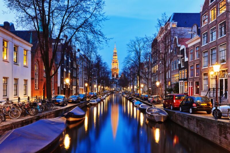 Amsterdam: Private Guided Walking Tour - Discovering the Golden Age Through the Canal Belt