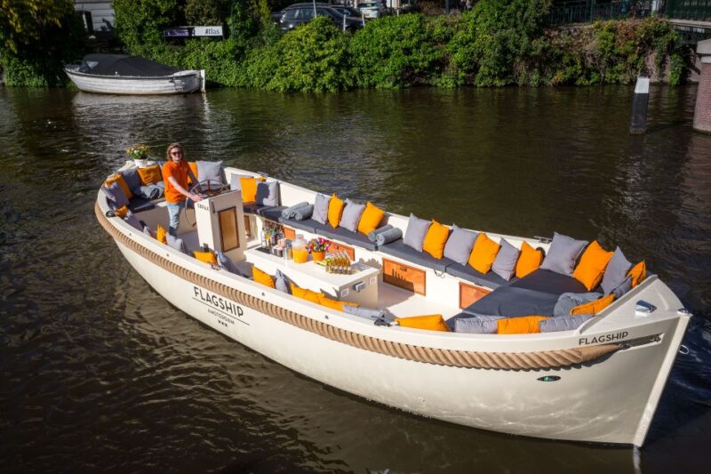 Amsterdam: Private Prosecco Canal Cruise Tour - The Experience on the Water: Sights and Atmosphere