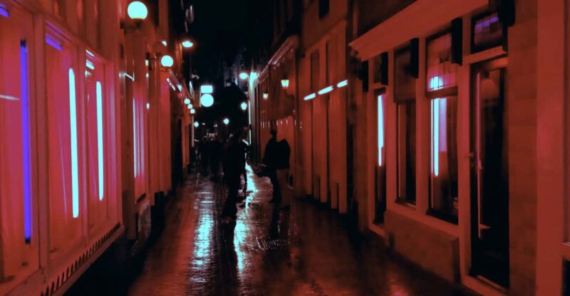 Amsterdam: Private Red Light District Tour in Spanish - Why This Tour Stands Out