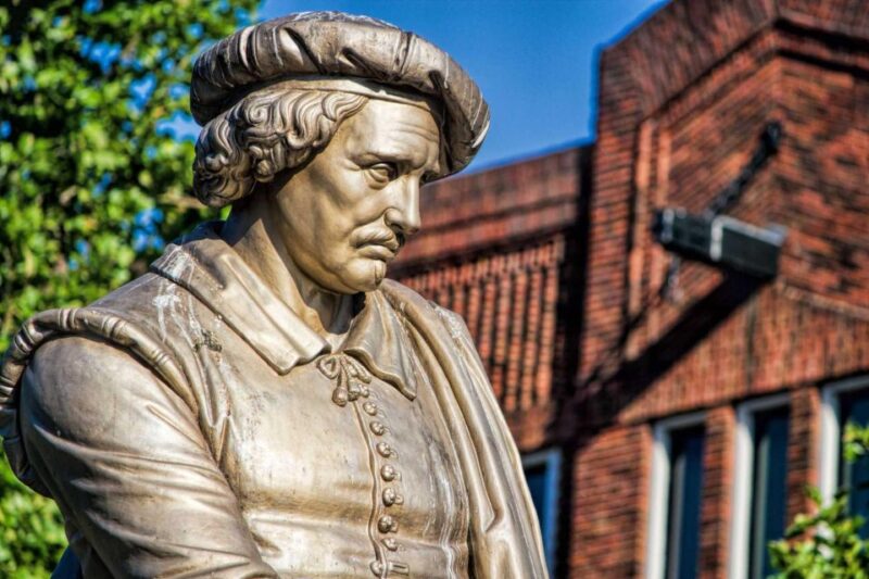 Amsterdam: Private Rembrandt Walking Tour & Optional Museums - Exploring the Rijksmuseum with Skip-the-Line Access