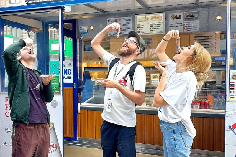 Amsterdam: Private Tour with Local Guide (French or English) - Uncover Amsterdam’s Iconic Sites and Hidden Corners