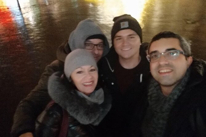 Amsterdam : Private Walking Tour With A Guide (Private Tour) - Exploring Amsterdam’s Local Neighborhoods and Iconic Sights