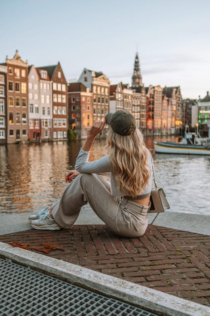 Amsterdam: Professional Photoshoot at the Canals - Key Points
