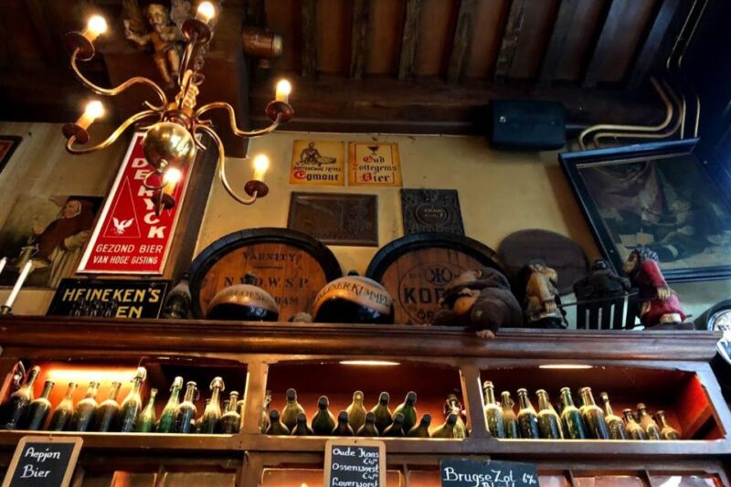 Amsterdam: Red Light District 1-hour Smartphone Audio Tour - What to Expect During the 1-Hour Walk