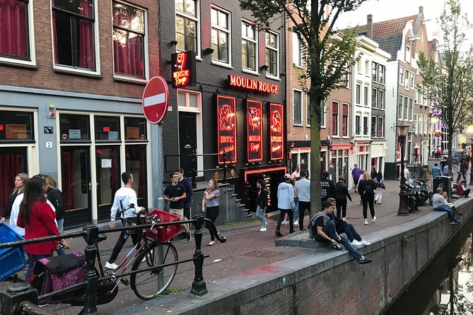 Amsterdam Red Light District and Coffee Shop Tour (TOP RATED) - Artistic and Architectural Highlights