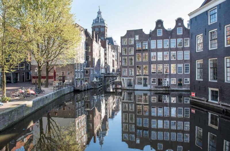 Amsterdam: Red Light District Tour in English or German - Your Walking Route Through Amsterdam’s Historic District