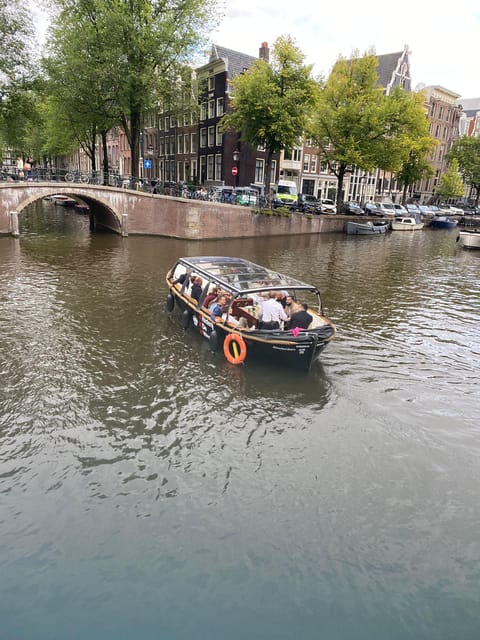 Amsterdam Small-Group Canal Cruise Including Snacks/Drinks - The Experience Provider: Rederij de Wester