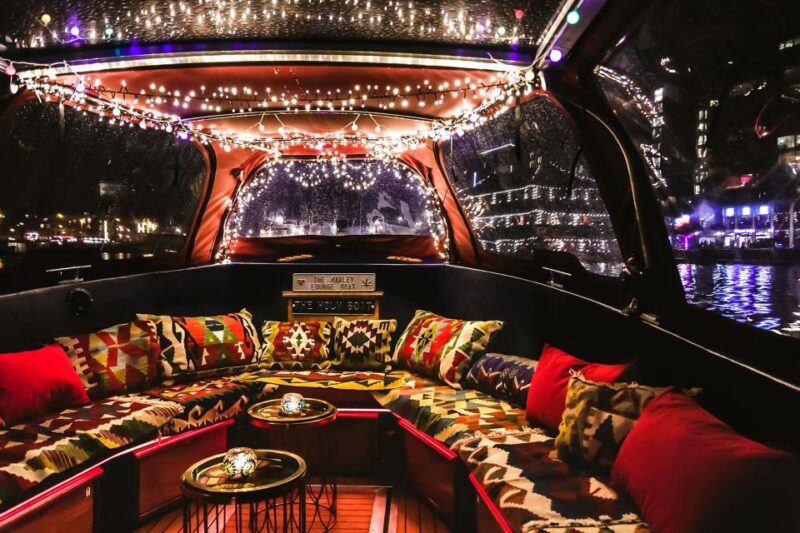 Amsterdam: Smoke and Lounge City Boat Cruise - Drinks and Smoking Options on Board