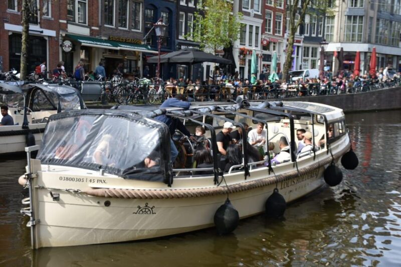 Amsterdam: Smokey Light Tours Amsterdam - What to Expect During the 75-Minute Cruise
