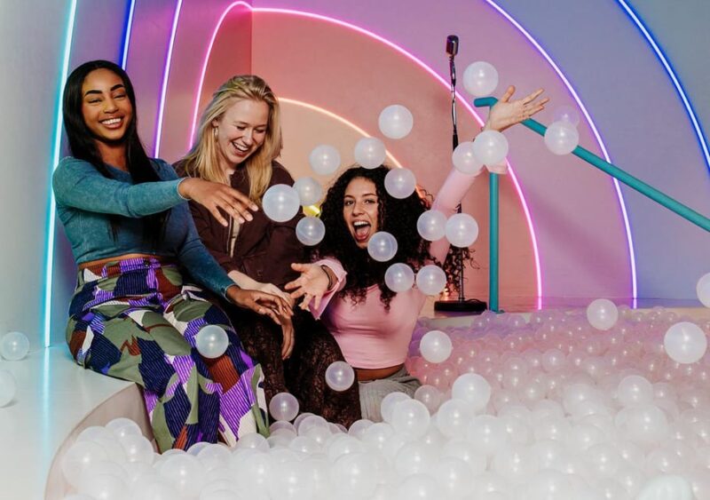 Amsterdam: The Upside Down & The All Out Combination Ticket - Practical Details: Meeting Point and Accessibility