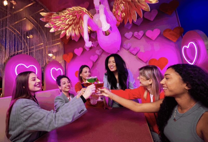 Amsterdam: The Upside Down & The All Out Combination Ticket - The Experience at The Upside Down & The All Out: Who Will Appreciate It?