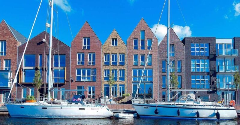 Amsterdam to Haarlem: Private Day-Trip Experience - Starting Point and Transport Options