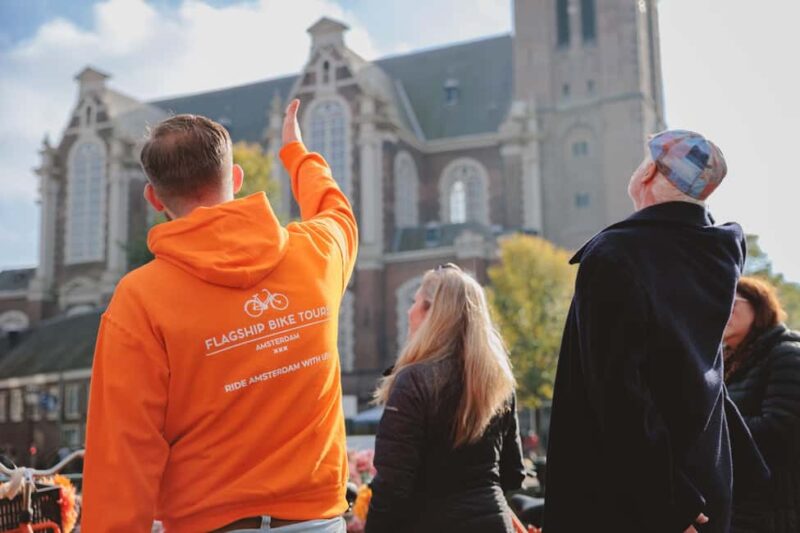 Amsterdam: Top Highlights Guided Bike Tour in EN/DE/ES/FR/IT - Discover Amsterdam’s Highlights on a Guided Bike Tour