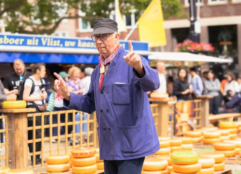 Amsterdam: Traditional Cheese Market Tour to Alkmaar - Key Points