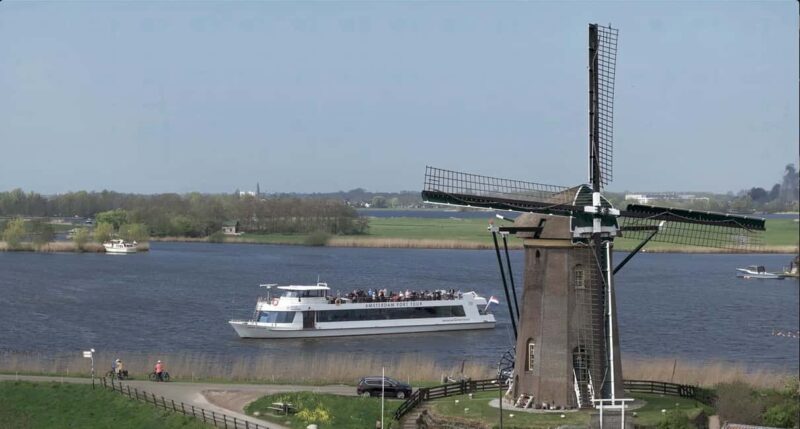 Amsterdam: Tulip Farm Visit, Keukenhof, and Windmill Cruise - Tour Begins at This is Holland with a Short Ferry Ride