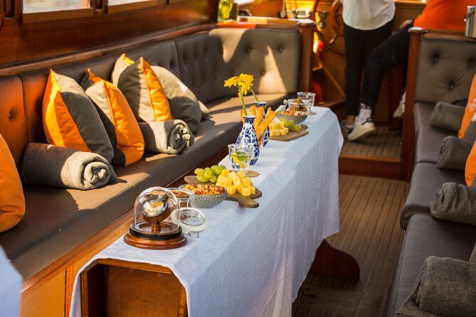 Amsterdam Walking Tour and Cruise with Drinks and Cheese Tasting - Exploring Amsterdam Central Station’s Architectural Marvel