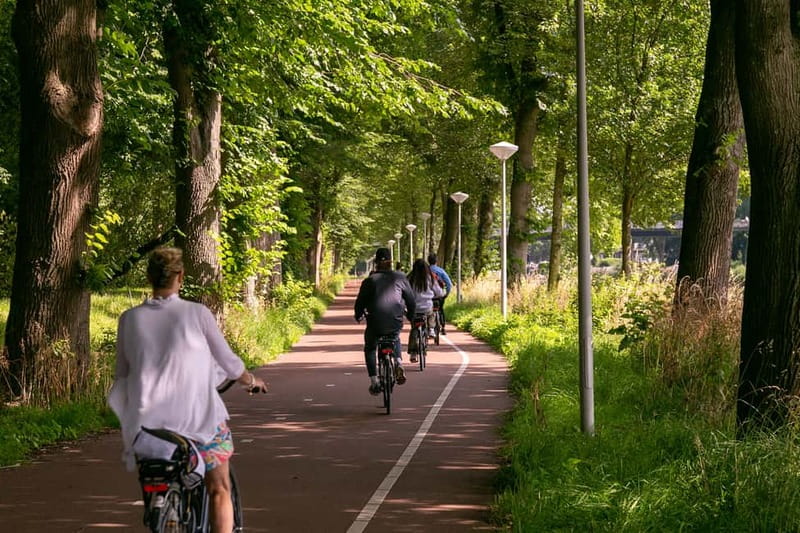 Amsterdam: Windmill, Cheese, and Countryside E-Bike Tour - Starting Point at Piet Heinkade 25