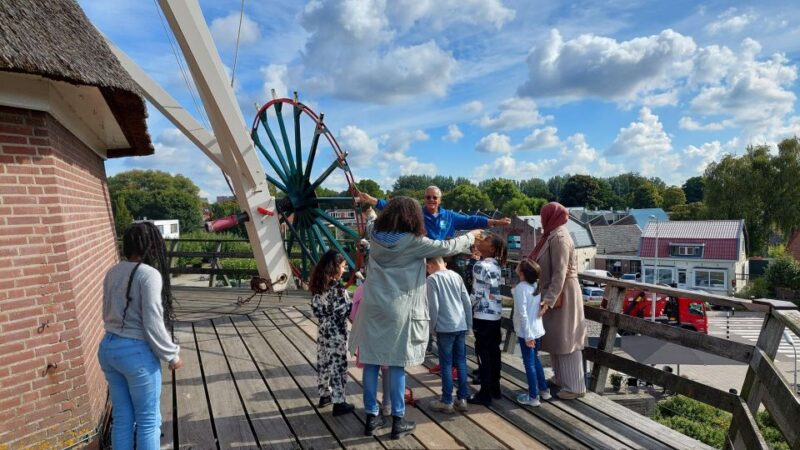 Amsterdam: Windmill Guided Tour - Practical Details: Meeting Point, Accessibility, and Group Size