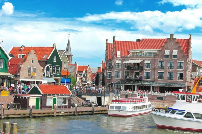 Amsterdam: Windmills, Edam, Volendam and Marken Private Tour - The Charm of Volendam: A Fishing Village