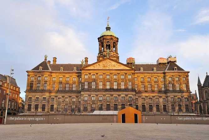 Amsterdam Winter Wonder Walk - Explore Amsterdam in Winter with a Guided Walking Tour