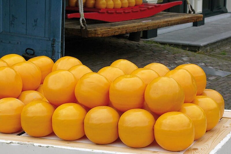 Amsterdam: Zaanse Schans, Edam, Volendam, Marken Guided Tour - Explore the Dutch Countryside: Zaanse Schans, Edam, Volendam, and Marken