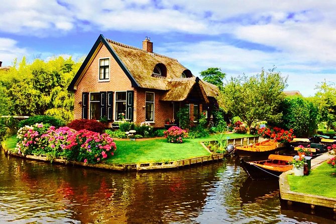 Amsterdam: Zaanse Schans - Volendam - Giethoorn with Boat Tour - Guide Quality and Review Highlights