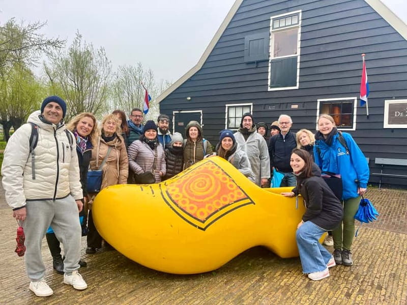 Amsterdam: Zaanse Schans Windmills Guided Tour - Logistics and Practical Tips for Visitors