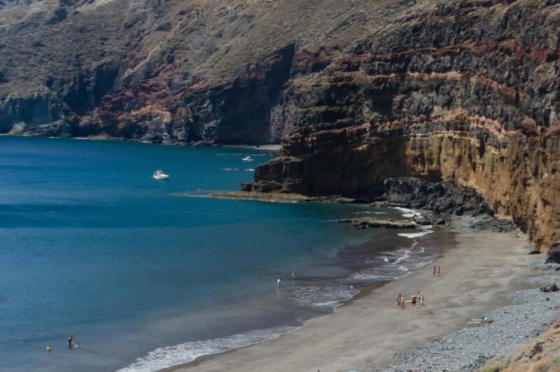 Anaga: Trail from the Forest to the Beach and return by boat. - Key Points