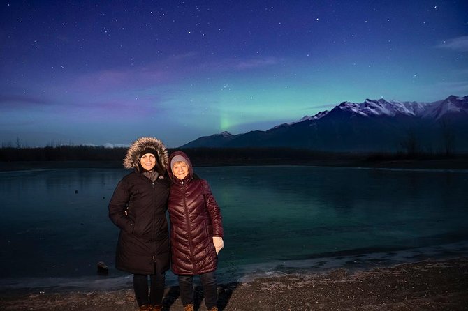 Anchorage Aurora Tour and Northern Lights Photo - The Role of Expert Guides and Their Impact
