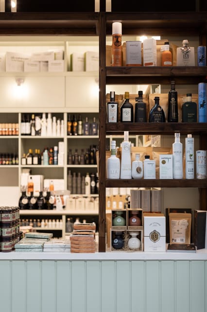 Ancient Gold. Premium Greek Olive Oil Tasting at Olicatessen - Meet Alexandros Stefanidis, the Expert Behind the Tasting