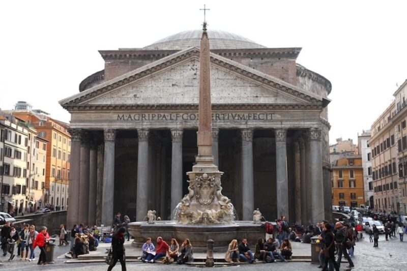 Ancient Rome: Pantheon guided Tour - Inside the Pantheon: From Roman Temple to Church