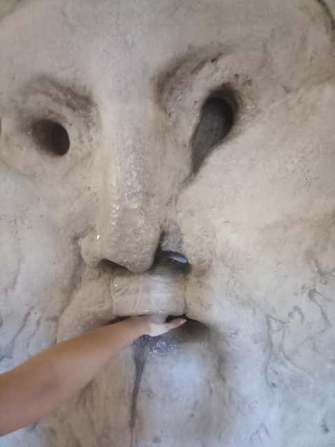 Ancient Rome: walk like a Gladiator - Wrapping Up in the Heart of Rome at the She-wolf Statue