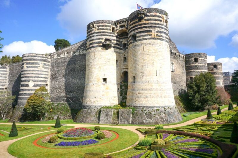 Angers: Château d'Angers entrance Ticket - Small Group Tours and Audio Guides