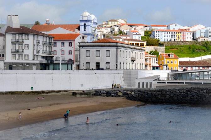 Angra do Heroísmo Walking City Tour: Half Day Tour - Relaxing in Duke of Terceira Garden