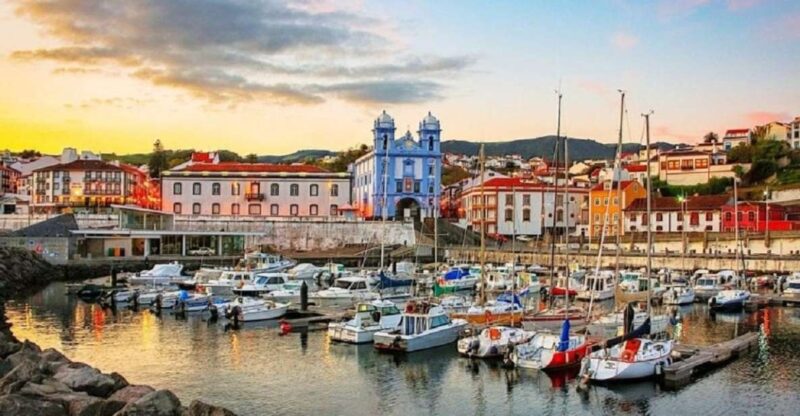 Angra do Heroísmo: Walking Tour with Local Pastry and Coffee - Inside the Igreja da Misericórdia with Its Blue and White Facade