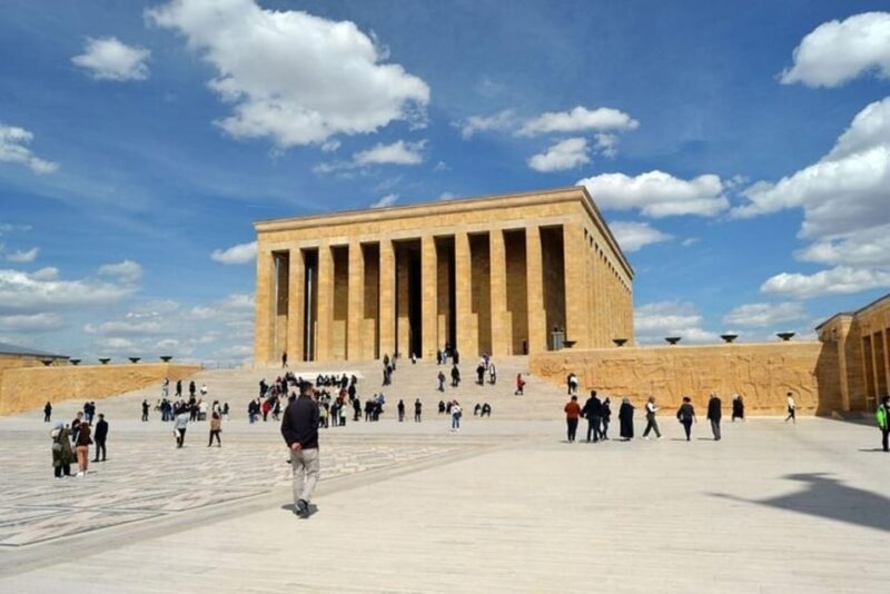 Ankara Highlights Walking Tour With A Guide - Discovering the Roman Temple of Augustus