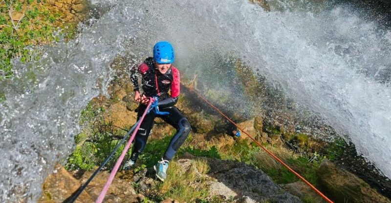 Anna: canyoning in Gorgo de la escalera - Scenic Walk to Gorgo de la Escalera Ravine