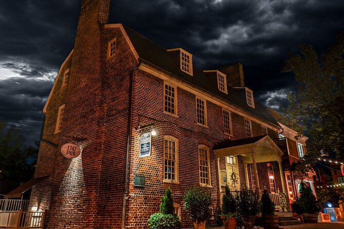 Annapolis Ghost Tours Boos & Booze Haunted Pub Crawl - Reynolds Tavern and 1747 Pub: Legendary Spirits and Local Lore