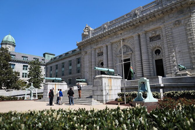 Annapolis Historic Walking Tour at Harbor and Naval Academy - Admiring the U.S. Naval Academy and Its Dignity