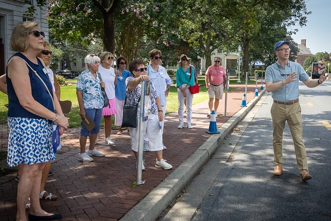 Annapolis Historic Walking Tour at Harbor and Naval Academy - Visiting the Hammond-Harwood House