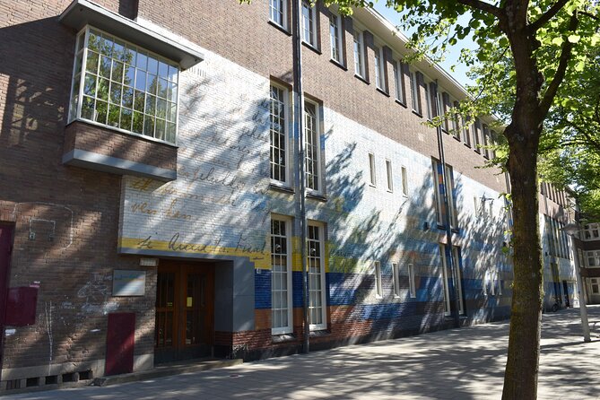 Anne Frank Story and Neighborhood Small-Group Walking Tour - The Bookstore Where Anne’s Diary Was Bought at Rooseveltlaan 62