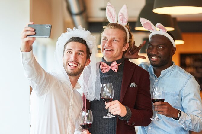 Annecy Challenges EVG EVJF City Challenge team - Discover the Unique Annecy Challenges EVG EVJF City Challenge Team Tour