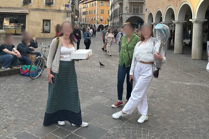 Annecy Challenges EVG EVJF City Challenge team - Exploring Annecy’s Iconic Landmarks with a Twist