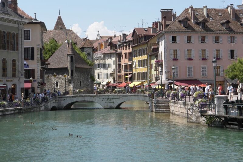 Annecy Private Guided Tour from Geneva - Unlocking the Charm of Annecy in a Private Guided Tour from Geneva