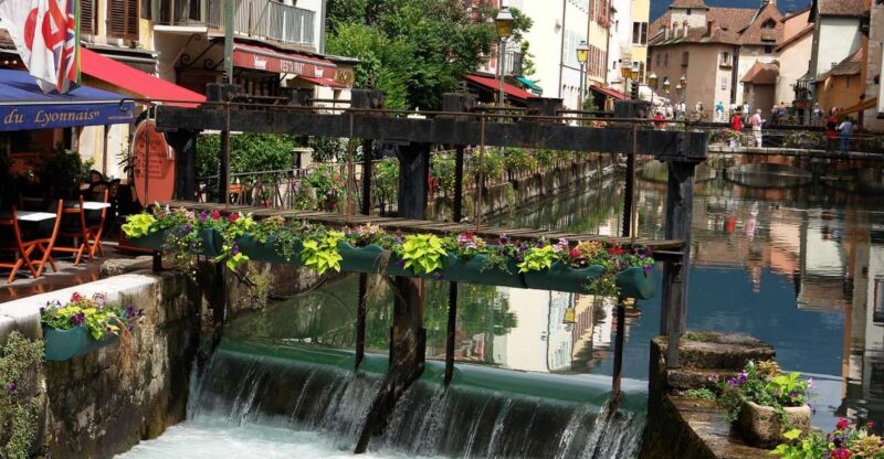 Annecy Private Guided Tour from Geneva - Key Points