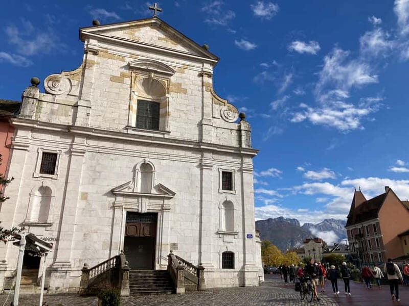 Annecy : Private Guided Tour - Views of Lake Annecy and the Mountains