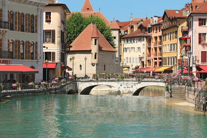 Annecy Scavenger Hunt and Highlights Self-Guided Tour - Discover Annecy’s Top Attractions Through Clues and Riddles