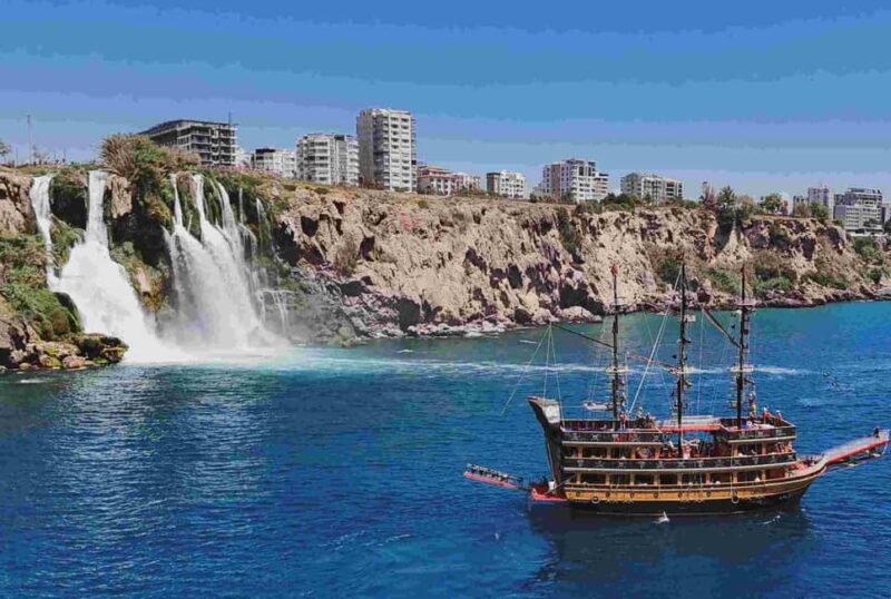 Antalya: Duden Waterfall Pirate Boat Trip - Onboard Pirate-Themed Fun and Entertainment