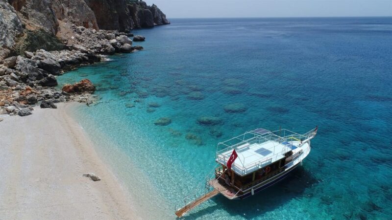 Antalya/Kemer/Bekek: Suluada Boat Tour with Transfer & Lunch - Exploring Suluadas Beaches and Caves
